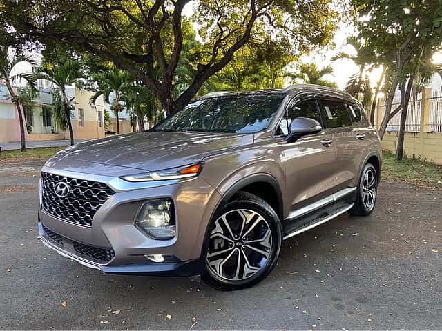 2019 Hyundai Santa Fe Limited usado en venta por HNOS ACOSTA AUTO IMPORT 
