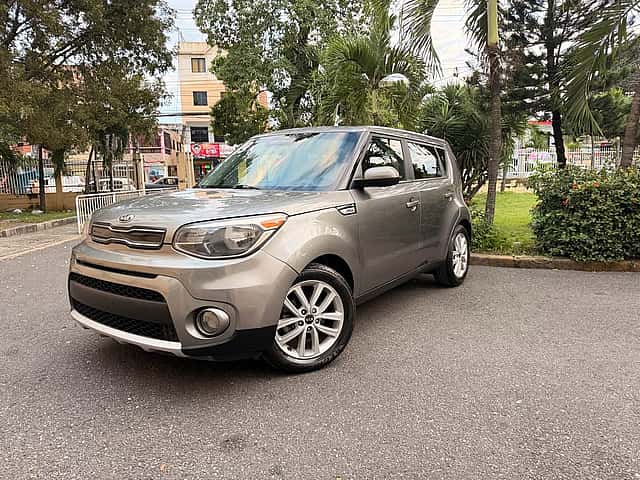 2019 Kia Soul S usado en venta por HNOS ACOSTA AUTO IMPORT