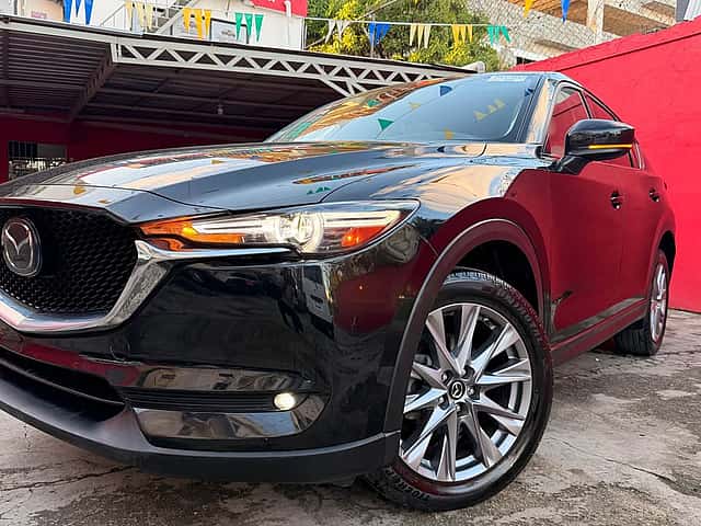 2020 Mazda CX-5 GRAND TOURING usado en venta por HNOS ACOSTA AUTO IMPORT