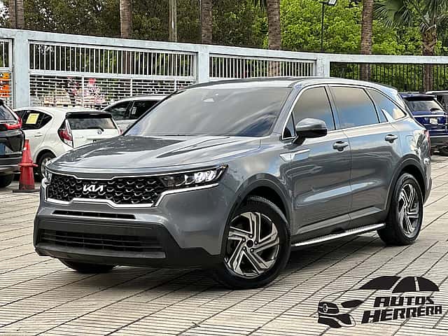 2022 Kia Sorento LX usado en venta por Autos Herrera