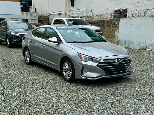 2020 Hyundai Elantra SEL usado en venta por Golds Brothers Auto