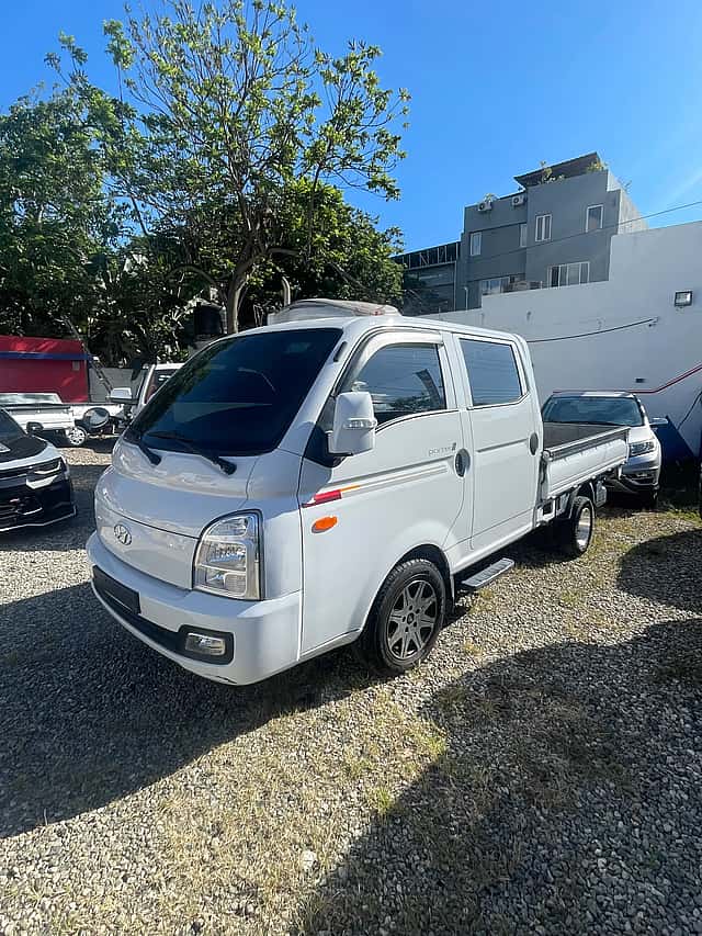 2020 Hyundai Porter II usado en venta por Coste Autos