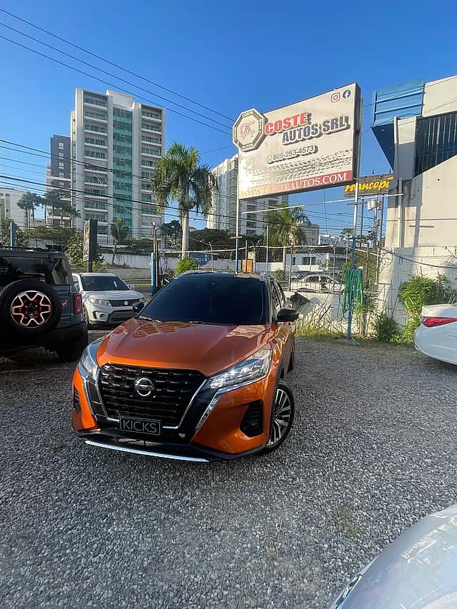 2022 Nissan Kicks Exclusive usado en venta por Coste Autos