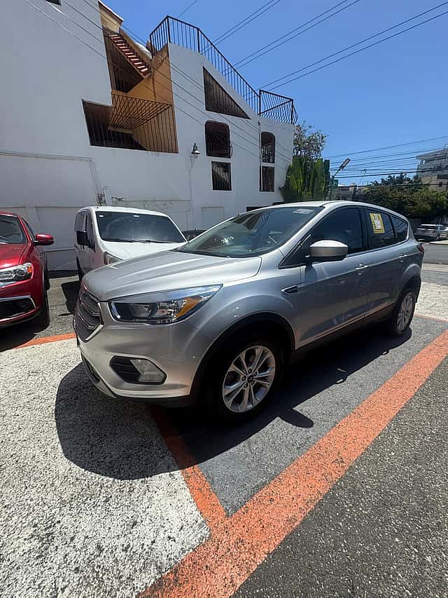 2019 Ford Escape SE usado en venta por Principe Auto Import