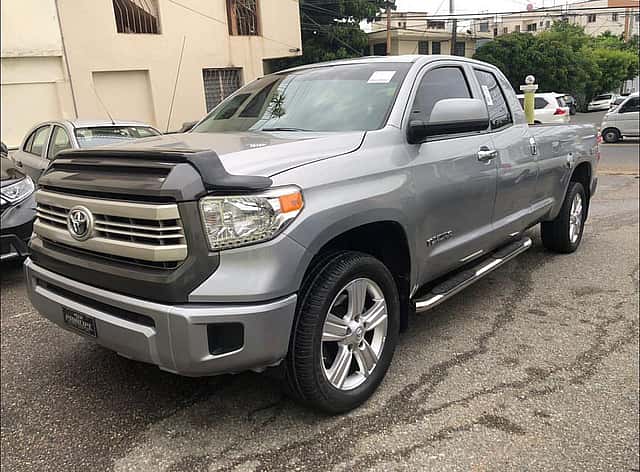 2015 Toyota Tundra SR5 usado en venta por Principe Auto Import