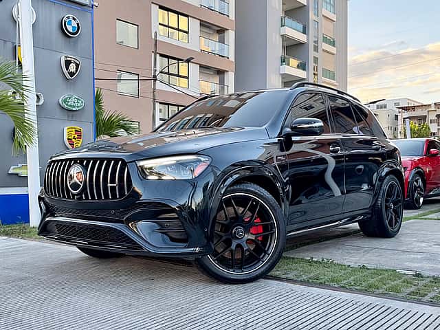 2024 Mercedes Benz GLE 53 4MATIC AMG usado en venta por Domingo Auto Import S.R.L