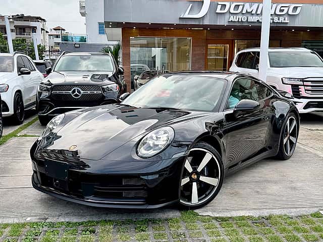 2025 Porsche 911 Carrera usado en venta por Domingo Auto Import S.R.L