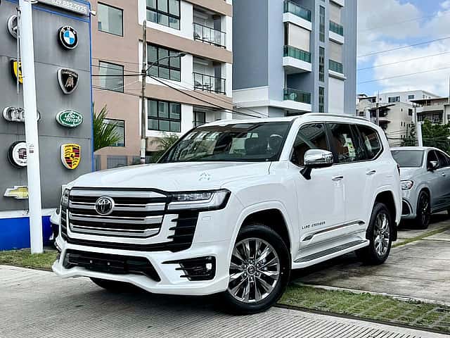2026 Toyota Land Cruiser 70 ANIVERSARIO nuevo en venta por Domingo Auto Import S.R.L