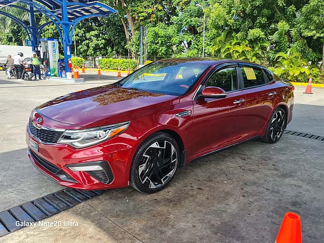 2020 Kia Optima LX usado en venta por B ROSARIO M AUTO IMPORT 
