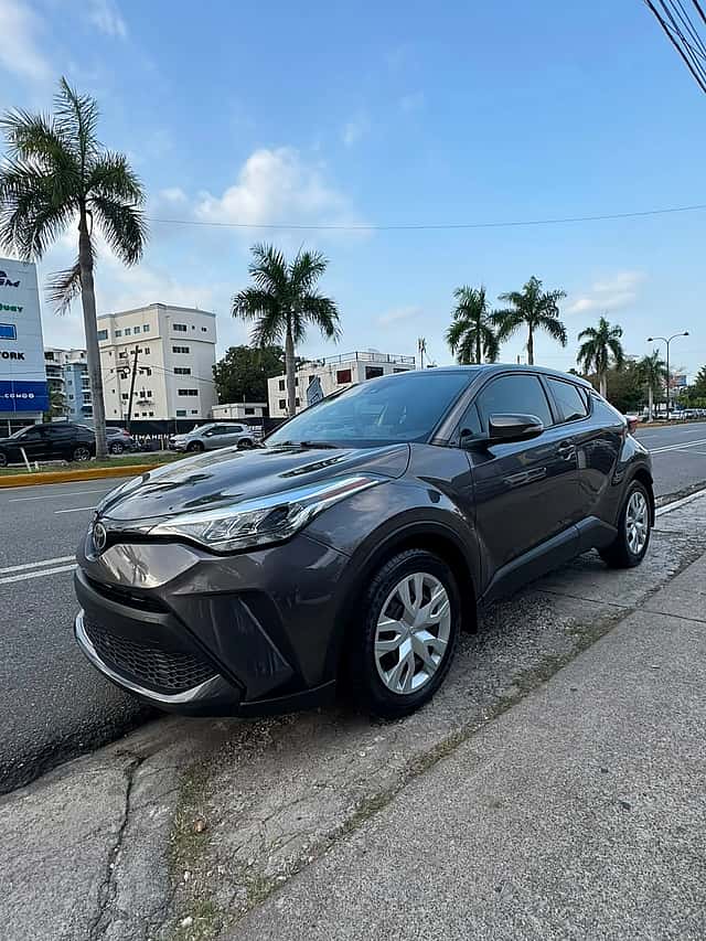 2020 Toyota C-HR usado en venta por Auto Outlets By We