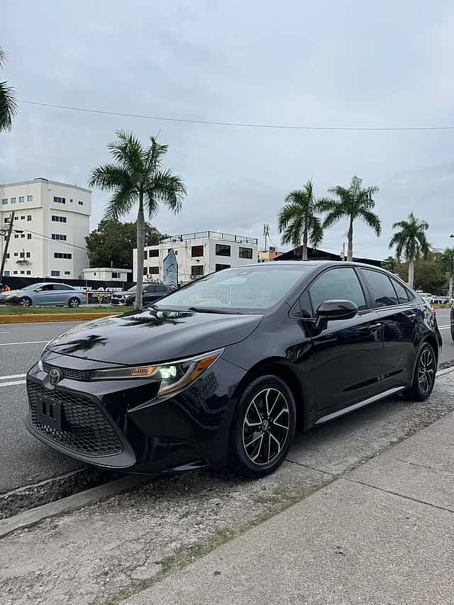 2020 Toyota Corolla LE usado en venta por Auto Outlets By We