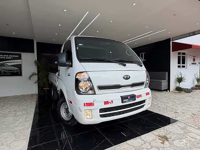 2022 Kia K-2700 usado en venta por HEIDRY AUTO FAST 
