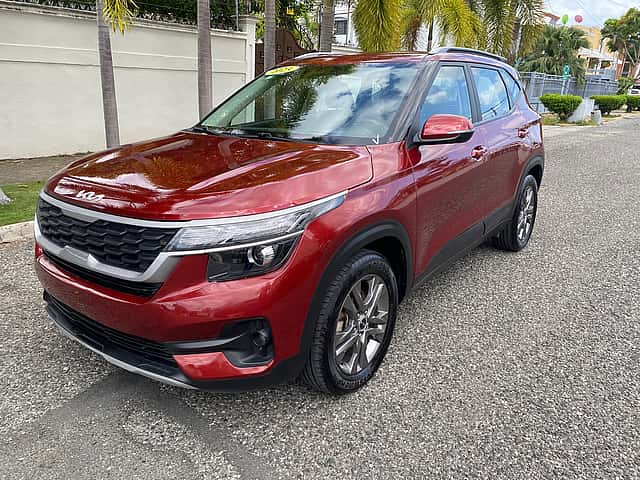 2023 Kia Seltos LX usado en venta por Vision Motors