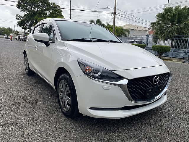 2020 Mazda Demio Sport usado en venta por Vision Motors
