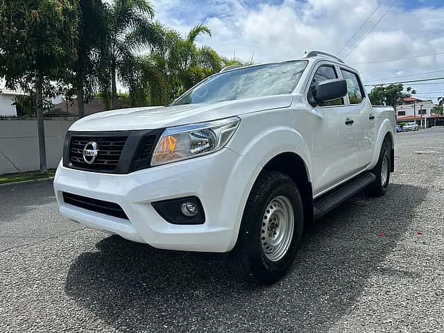 2021 Nissan Frontier NP300 usado en venta por Vision Motors 