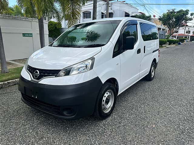2020 Nissan NV 200 usado en venta por Vision Motors