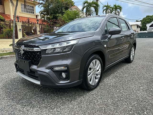 2023 Suzuki S-Cross GL usado en venta por Vision Motors