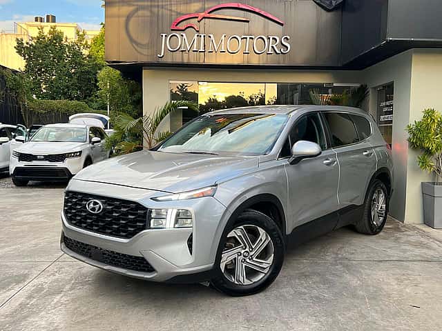 2021 Hyundai Santa Fe SE usado en venta por Jomi Motor