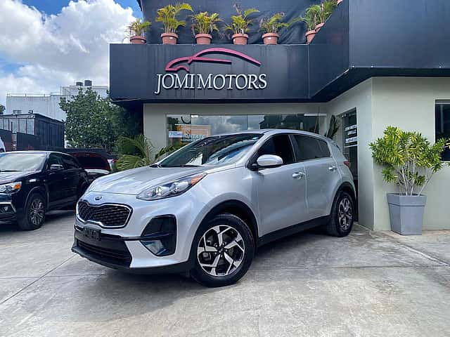 2022 Kia Sportage LX usado en venta por Jomi Motor