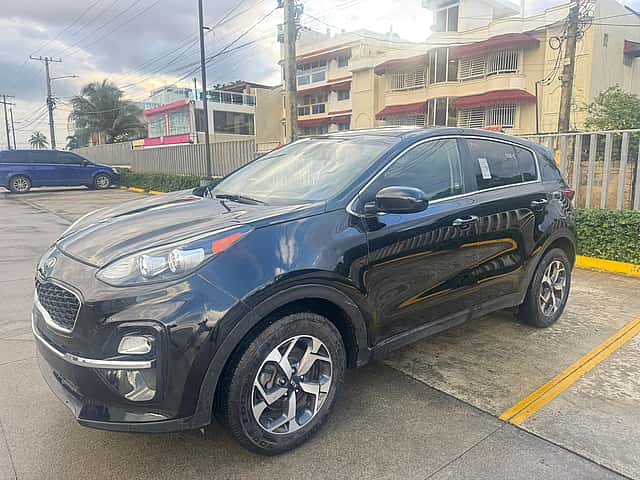 2019 Toyota RAV4 LE usado en venta por Yvan García