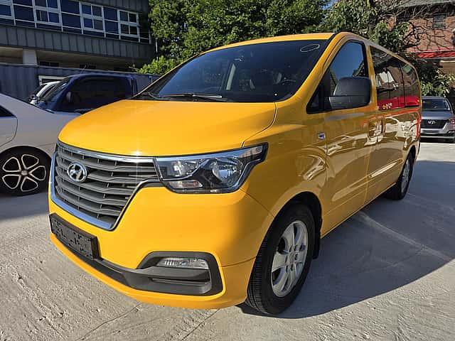 2021 Hyundai Grand Starex Limousine usado en venta por SANTIAGO PEREZ