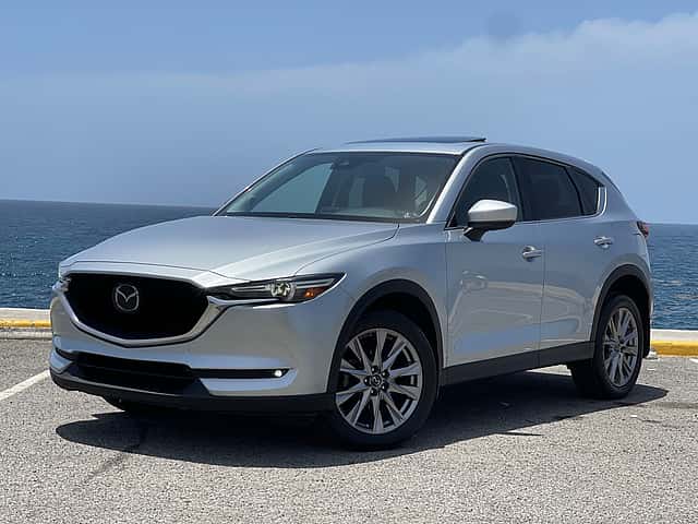 2020 Mazda CX-5 GRAND TOURING usado en venta por AQUIN RD
