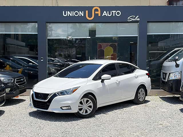 2020 Nissan Versa SV usado en venta por UNION AUTO SALES