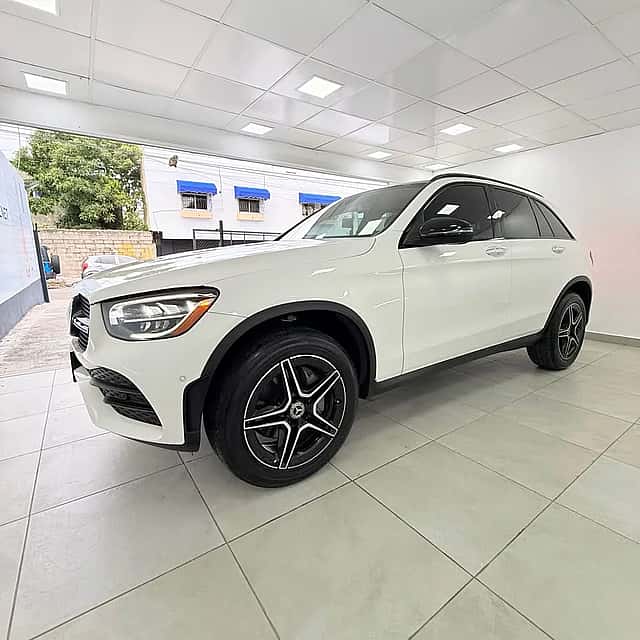 2021 Mercedes Benz GLC-Class GLC300-4M usado en venta por Car's And Home's On Sale Chos
