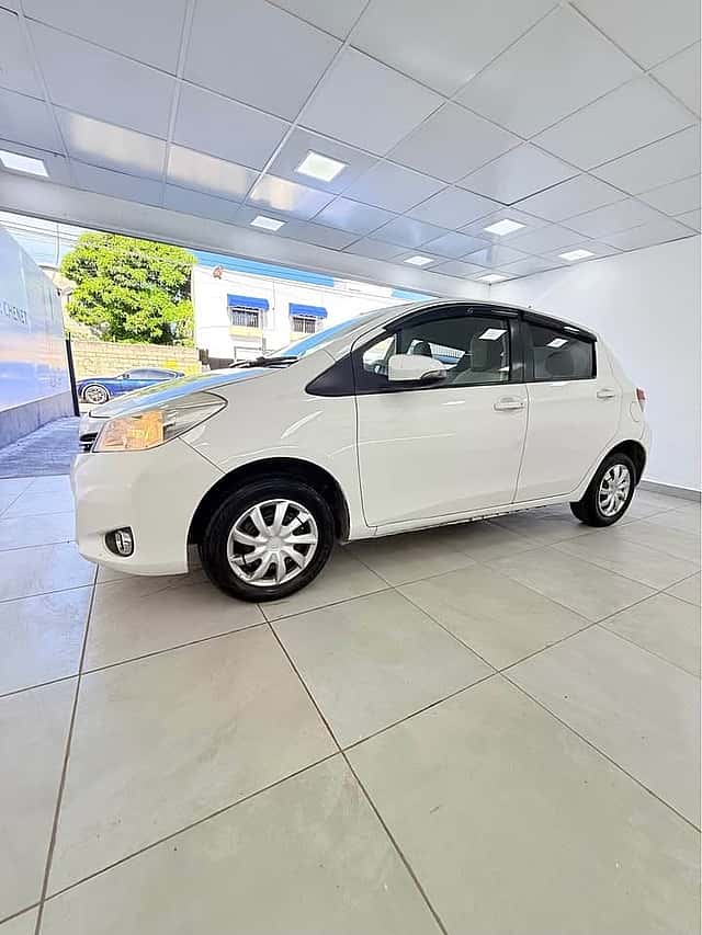 2012 Toyota VITZ GR Sport usado en venta por Car's And Home's On Sale Chos