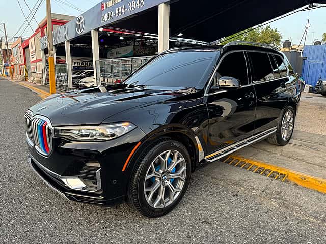 2020 BMW X7 xDrive 40i Mpackage usado en venta por Frankel Auto Import