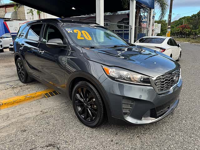 2020 Kia Sorento S usado en venta por Frankel Auto Import