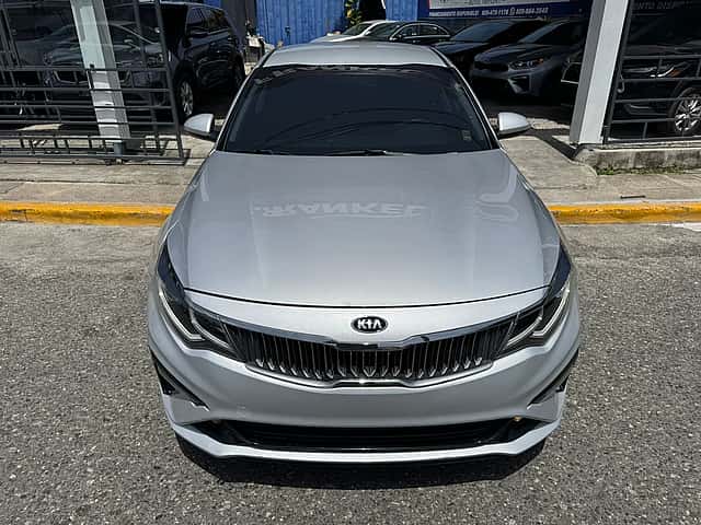 2020 Kia K-5 Deluxe usado en venta por FRANKEL AUTO IMPORT