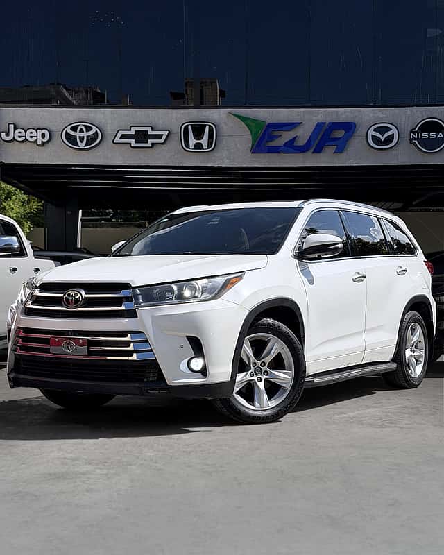 2017 Toyota Highlander Platinum usado en venta por EJR IMPORT