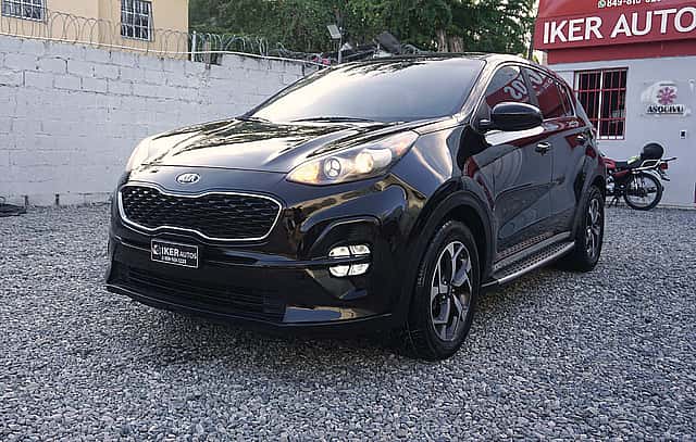 2020 Kia Sportage LX usado en venta por Iker Auto Import