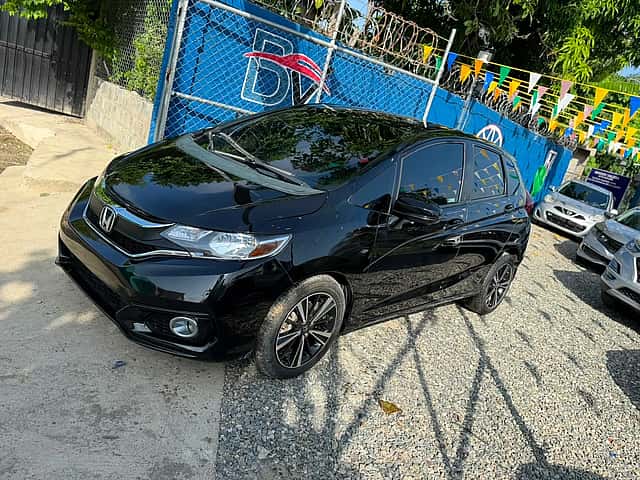 2019 Honda Fit LX usado en venta por BERSON VALERA AUTO DEALERS