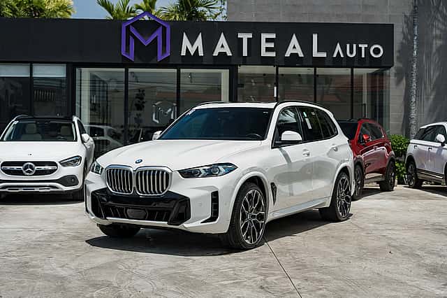 2024 BMW X5 40i usado en venta por Mateal Autos
