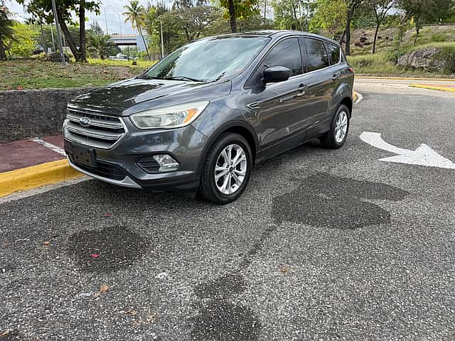 2017 Ford Escape SE usado en venta por Negozia Plus