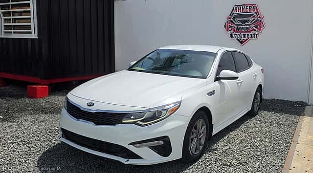 2020 Kia Optima LX usado en venta por RAKERO AI