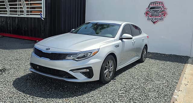 2020 Kia Optima LX usado en venta por RAKERO AI
