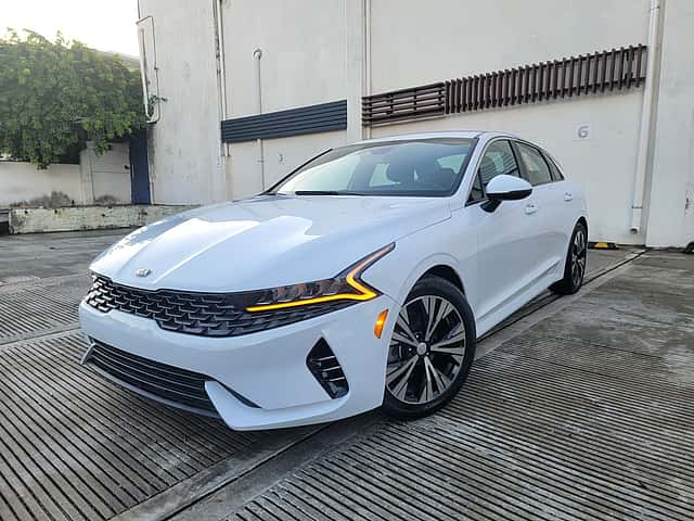 2021 Kia K-5 usado en venta por FFD AUTO IMPORT