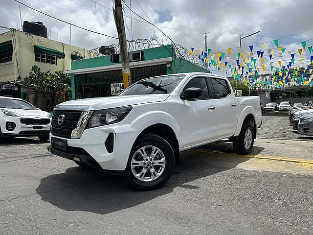 2024 Nissan Frontier SE usado en venta por FFD AUTO IMPORT