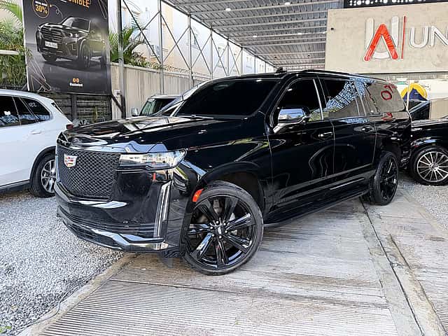 2023 Cadillac Escalade Premium Luxury Long usado en venta por UNIAUTO
