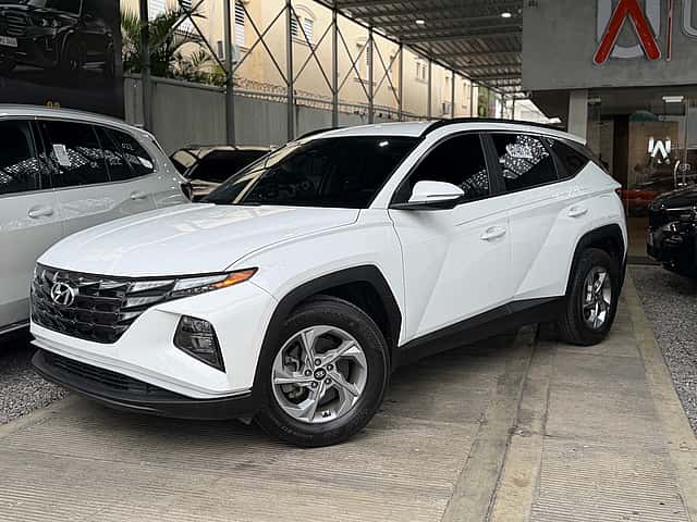 2023 Hyundai Tucson SEL usado en venta por UNIAUTO