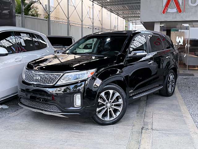 2015 Kia Sorento SX usado en venta por UNIAUTO