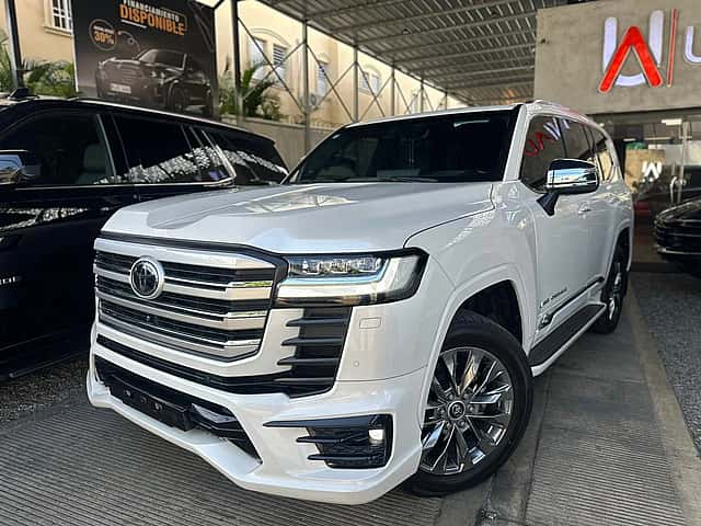 2024 Toyota Land Cruiser 70 ANIVERSARIO usado en venta por UNIAUTO