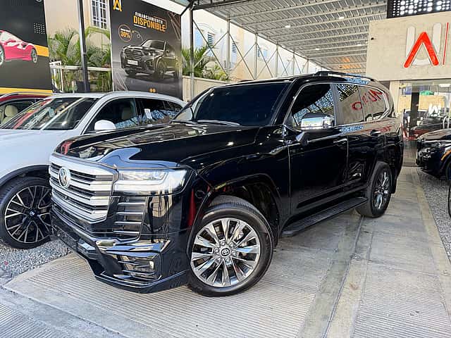 2022 Toyota Land Cruiser VXR usado en venta por UNIAUTO