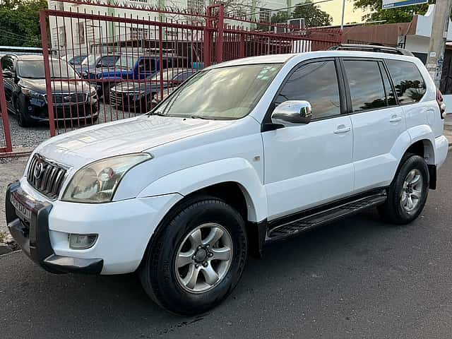 2007 Toyota Land Cruiser Prado usado en venta por ARS Auto Import