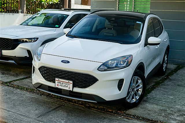 2021 Ford Escape SE usado en venta por SIGNATURE AUTOS SANTIAGO