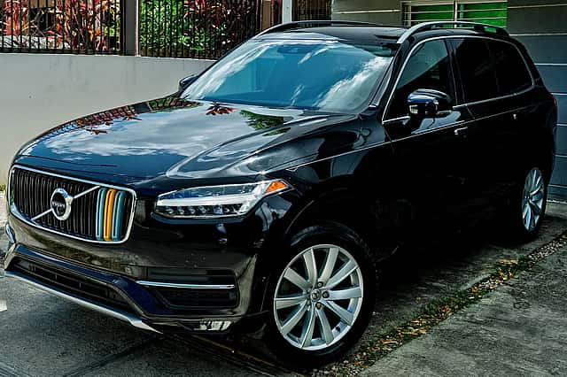 2018 Volvo XC90 Momentum T5 usado en venta por SIGNATURE AUTOS SANTIAGO 
