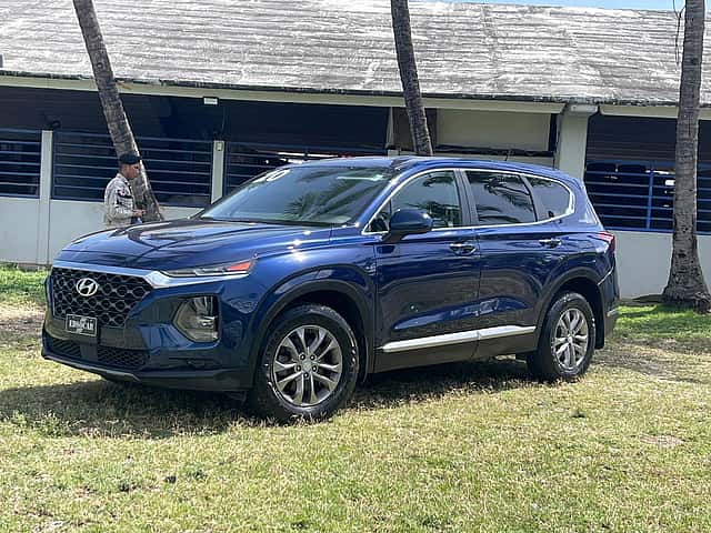 2020 Hyundai Santa Fe SE usado en venta por Edsocar Auto Import